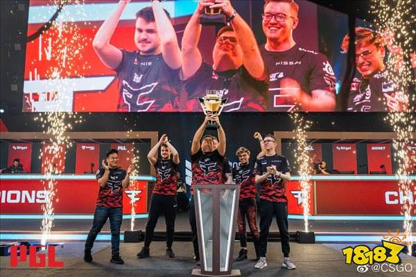 是新秀们共 是新秀们共